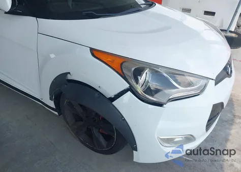 2016 Hyundai Veloster z USA, uszkodzony, nr VIN KMHTC6AD9GU304323